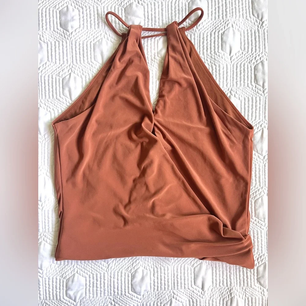 Express Rust Halter Top - Picture 2 of 5